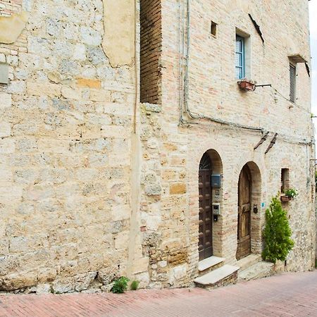 San Domenico Central Apt San Gimignano Buitenkant foto